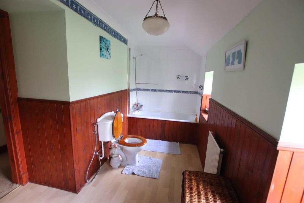 Serene Countryside Home With Manicured Gardens Stonehaven Εξωτερικό φωτογραφία