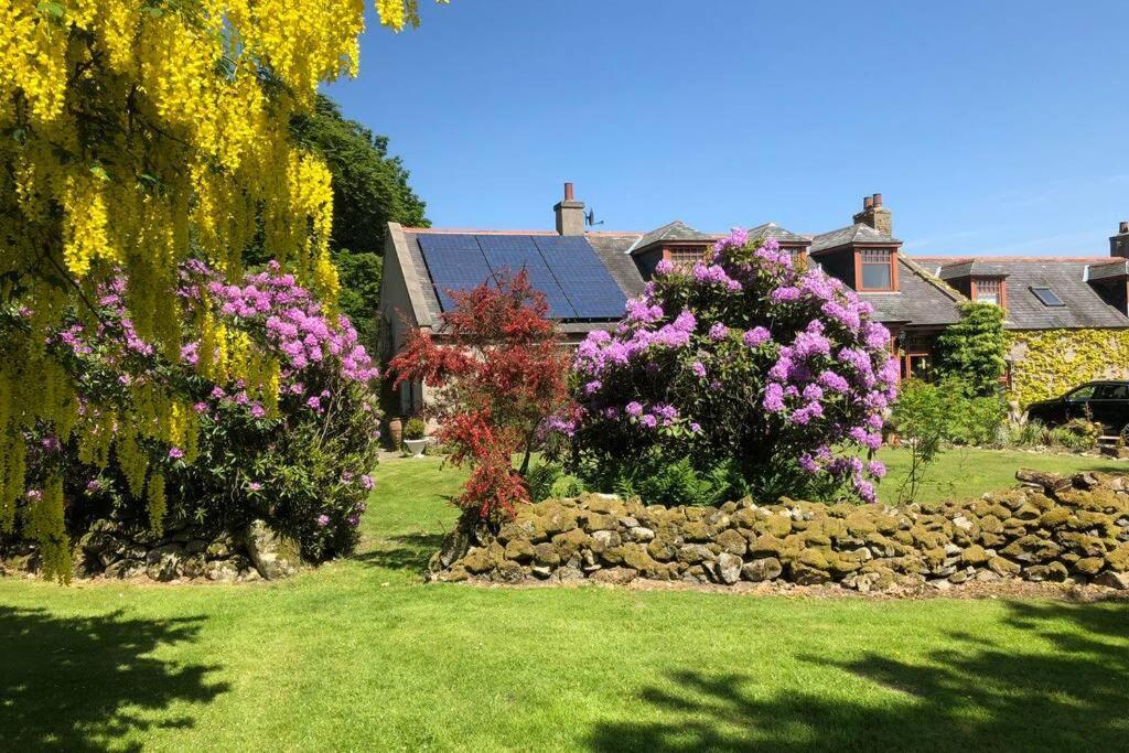 Serene Countryside Home With Manicured Gardens Stonehaven Εξωτερικό φωτογραφία
